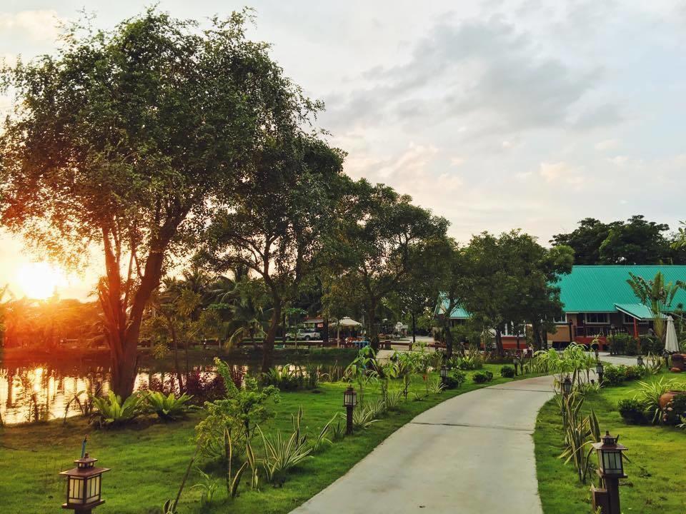 Baan Tor Mai Resort Suphanburi Exterior foto